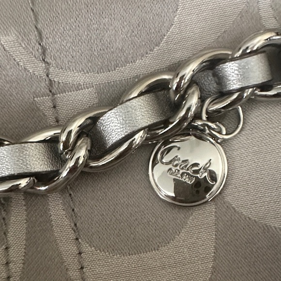 Coach Silver Bag - Picture 10 of 12